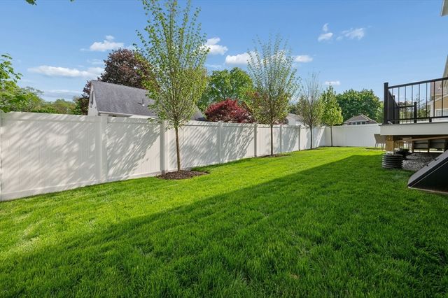 15 Calvin St, Lexington, MA 02420
