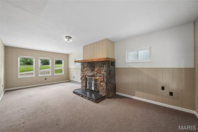 14 Ken Drive, Fenton, MO 63026