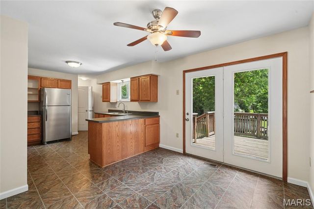 14 Ken Drive, Fenton, MO 63026