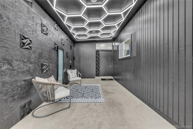 7092 W 4th Avenue, Lakewood, CO 80226