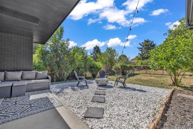 7092 W 4th Avenue, Lakewood, CO 80226