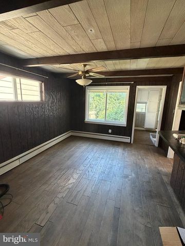 1308 E CARACAS AVE, Hershey, PA 17033