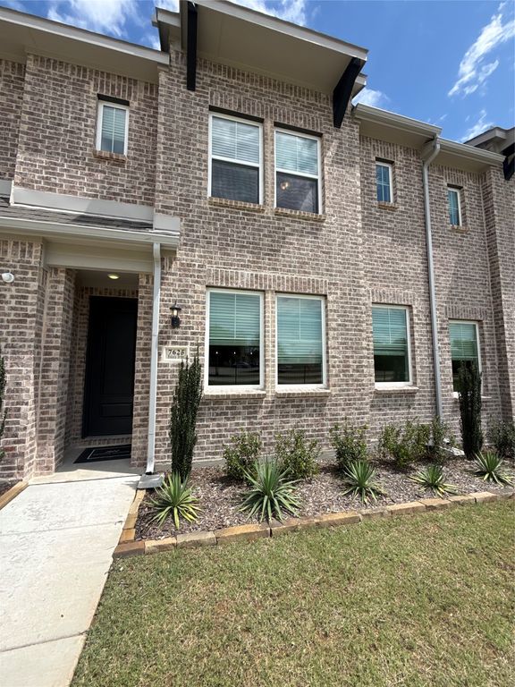 7625 Dakota Drive, Watauga, TX 76148