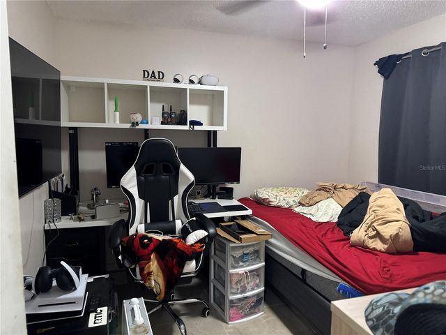 201 E BUCHANON AVENUE, Orlando, FL 32809