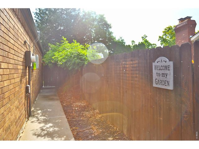 1370 Bellaire St, Broomfield, CO 80020