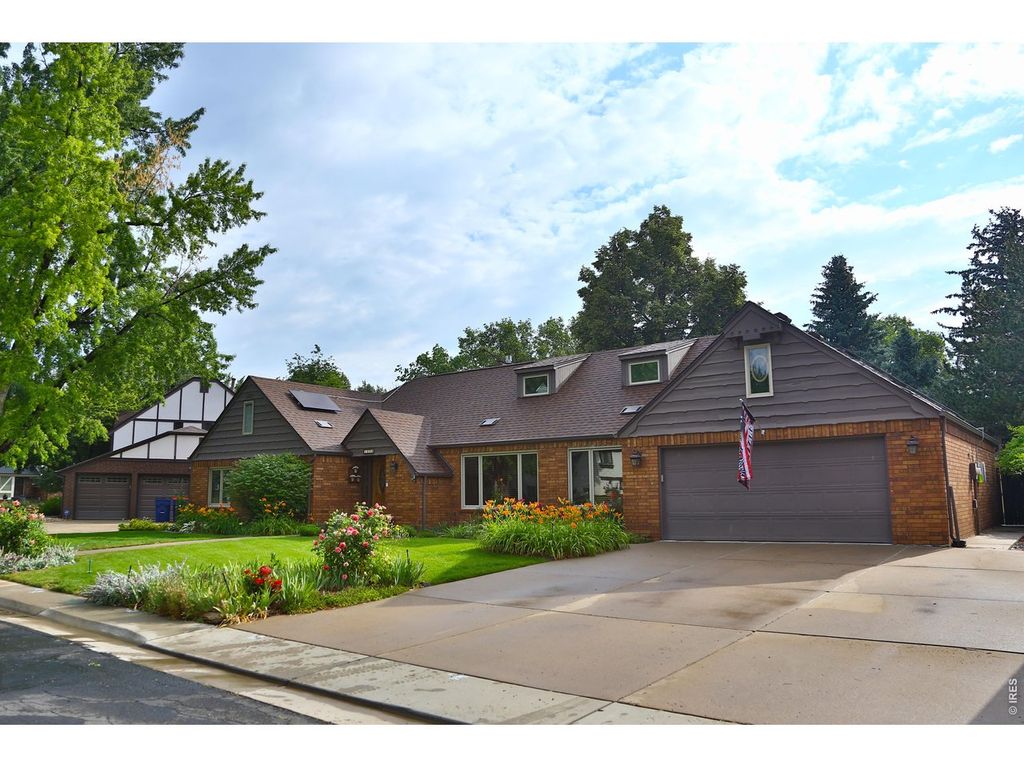 1370 Bellaire St, Broomfield, CO 80020
