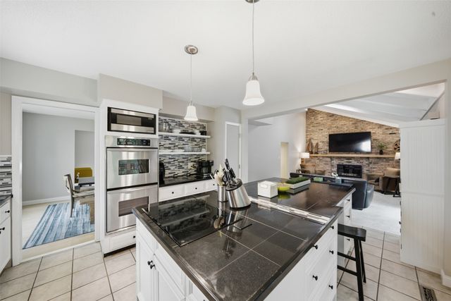 36 30th Street, Des Moines, IA 50312