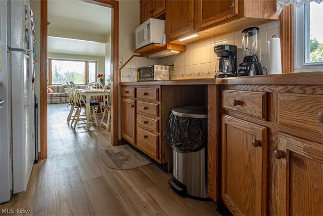 27268 Lakeside Drive, Beloit, OH 44609