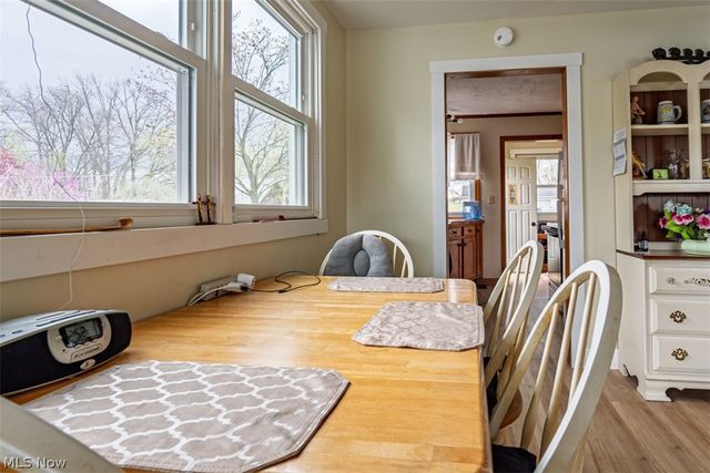 27268 Lakeside Drive, Beloit, OH 44609