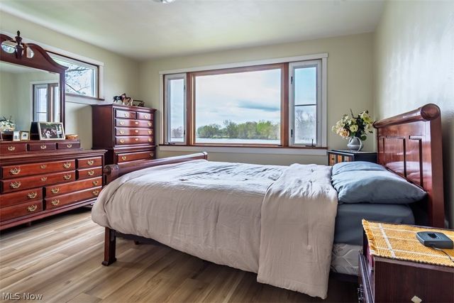 27268 Lakeside Drive, Beloit, OH 44609