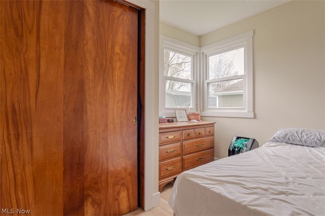 27268 Lakeside Drive, Beloit, OH 44609