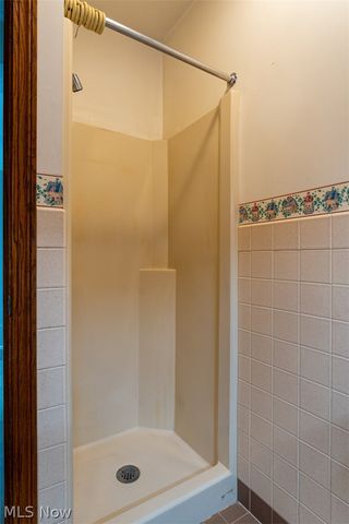 27268 Lakeside Drive, Beloit, OH 44609