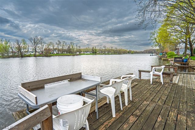 27268 Lakeside Drive, Beloit, OH 44609