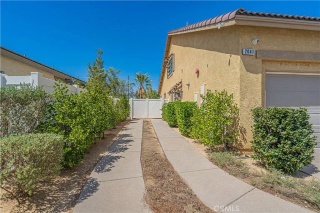 2041 Cork Oak Street, Palmdale, CA 93551