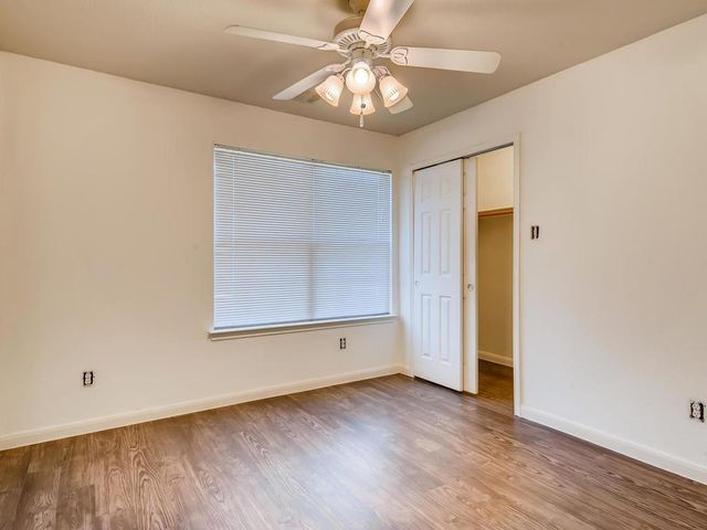 200 Buttercup ST, Kyle, TX 78640