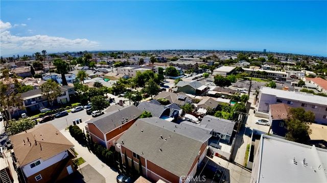1735 Orizaba Avenue, Long Beach, CA 90804