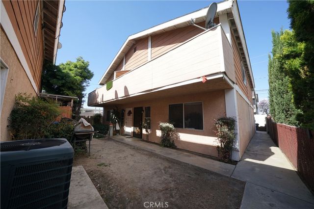 1735 Orizaba Avenue, Long Beach, CA 90804
