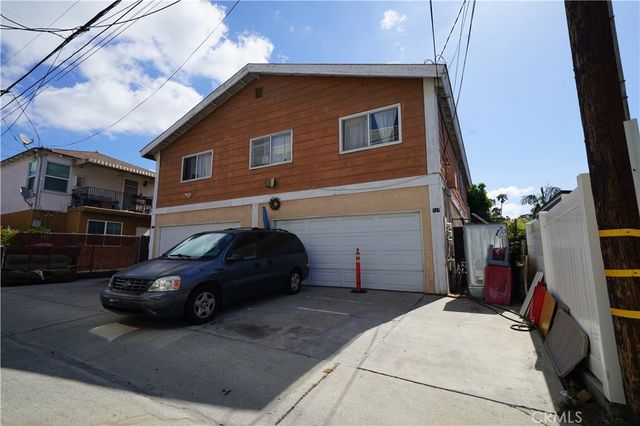 1735 Orizaba Avenue, Long Beach, CA 90804