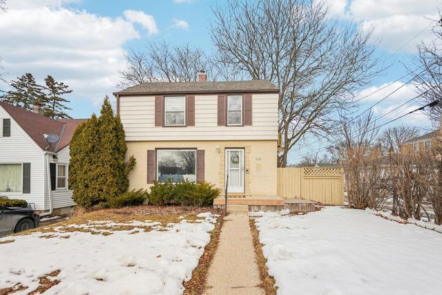 5320 W Melvina STREET, Milwaukee, WI 53216