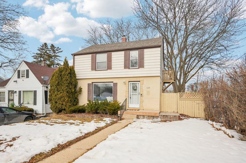 5320 W Melvina STREET, Milwaukee, WI 53216