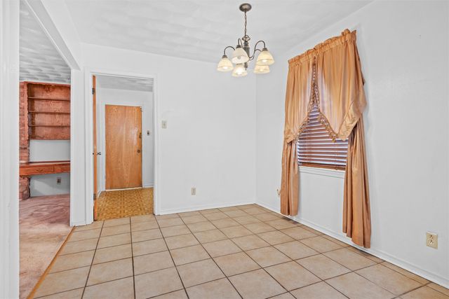 2828 Larkspur Lane, Dallas, TX 75233