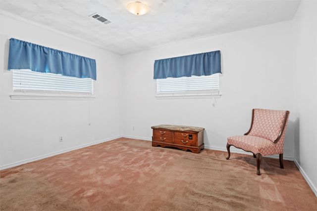 2828 Larkspur Lane, Dallas, TX 75233