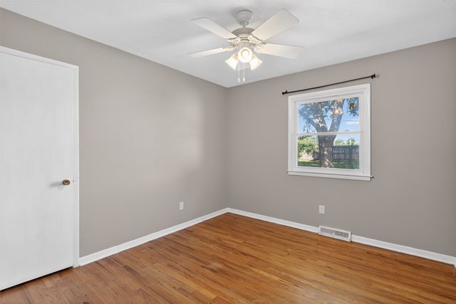 810 SE Belmont Drive, Ankeny, IA 50021