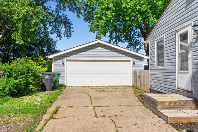 810 SE Belmont Drive, Ankeny, IA 50021