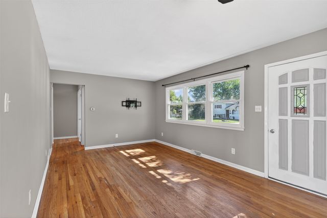 810 SE Belmont Drive, Ankeny, IA 50021