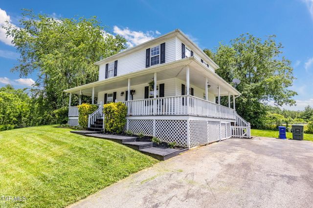 208 Hallock Place, Abingdon, VA 24210