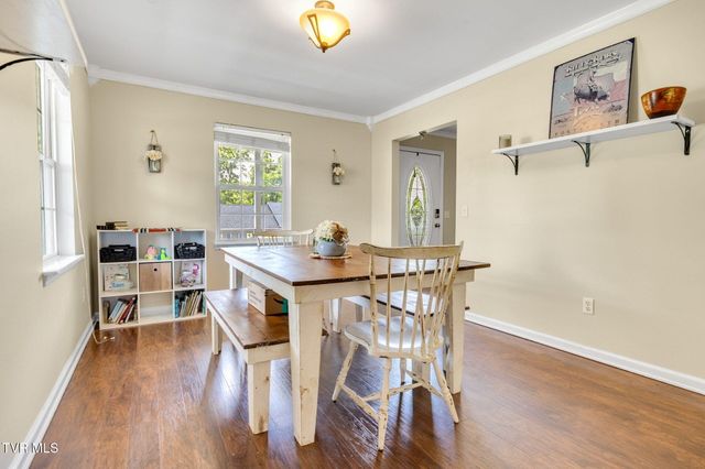 208 Hallock Place, Abingdon, VA 24210