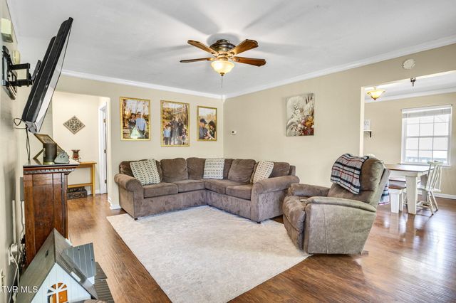 208 Hallock Place, Abingdon, VA 24210