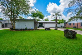 5235 Kingfisher Drive, Houston, TX 77035