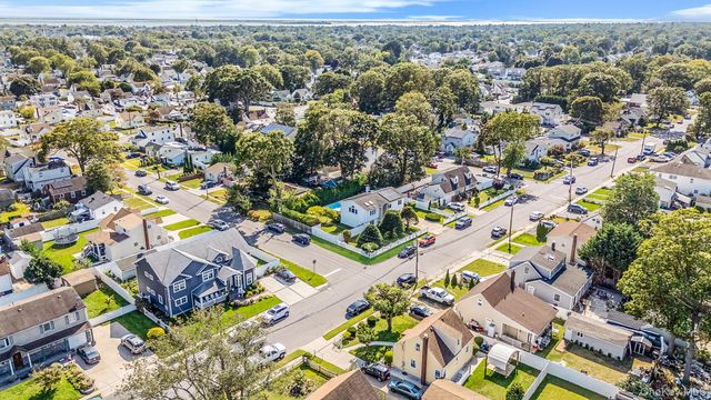540 Scudder Avenue, Copiague, NY 11726
