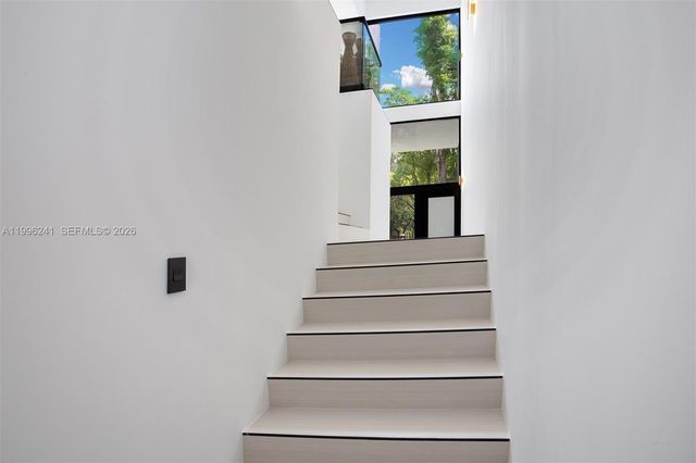 420 SW 15th Rd 420, Miami, FL 33129