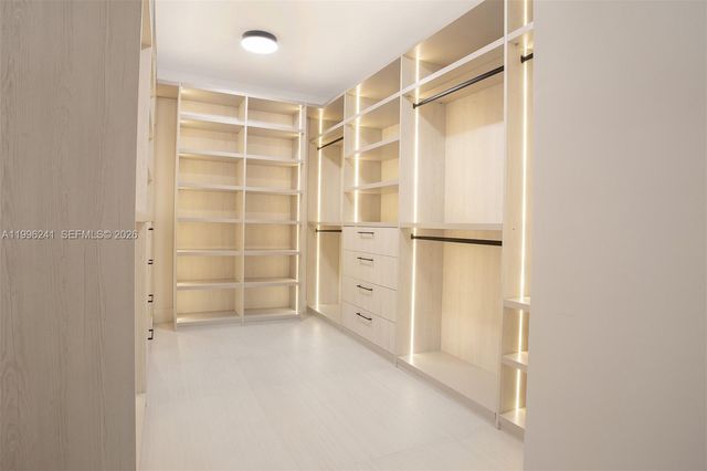 420 SW 15th Rd 420, Miami, FL 33129