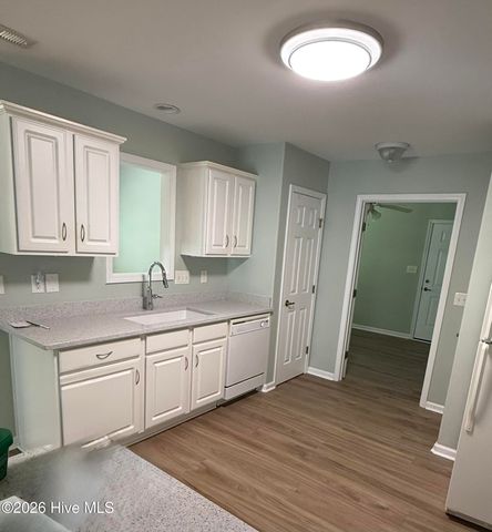 605 Windsong N, Swansboro, NC 28584