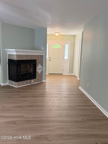 605 Windsong N, Swansboro, NC 28584