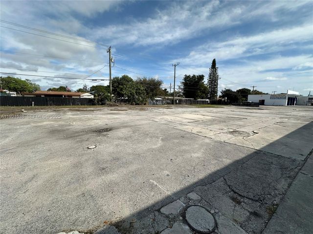 6501 Pembroke Road, Hollywood, FL 33023