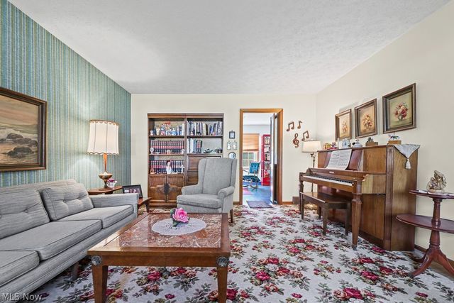 2540 Edgewood Avenue, Alliance, OH 44601