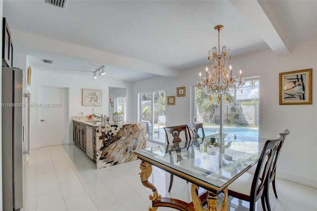 2601 NE 11th Court, Fort Lauderdale, FL 33304