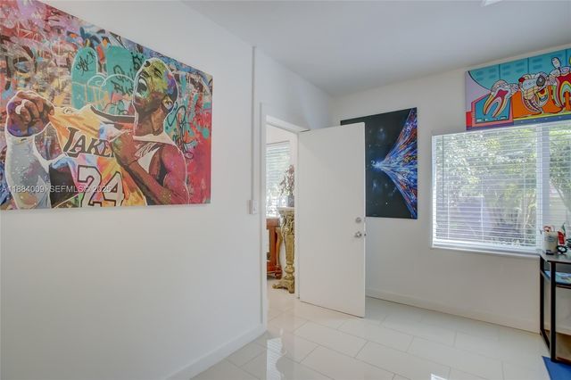 2601 NE 11th Court, Fort Lauderdale, FL 33304