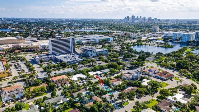 2601 NE 11th Court, Fort Lauderdale, FL 33304