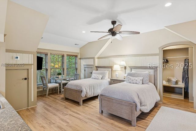 12 Walker House Dr, Okatie, SC 29909