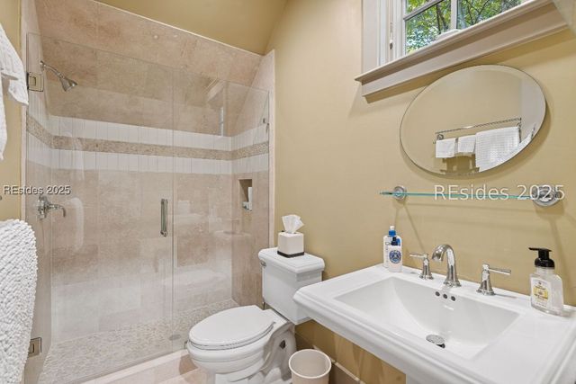 12 Walker House Dr, Okatie, SC 29909