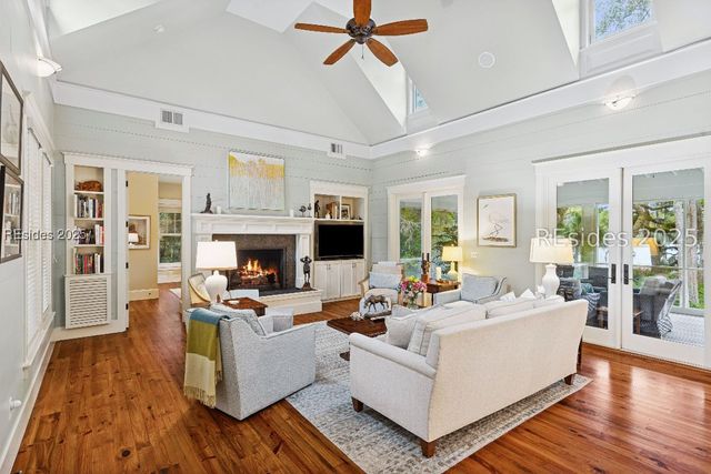 12 Walker House Dr, Okatie, SC 29909