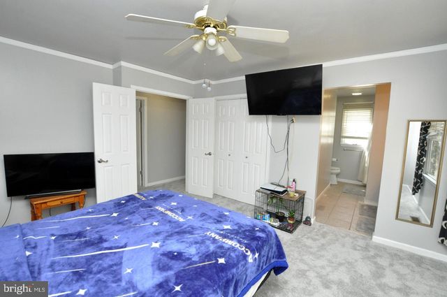 45 SHERI WAY, Pine Hill, NJ 08021