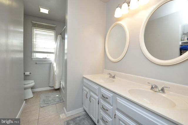 45 SHERI WAY, Pine Hill, NJ 08021