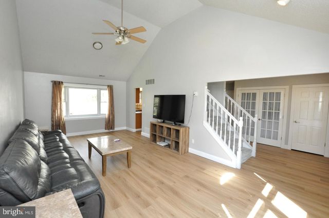 45 SHERI WAY, Pine Hill, NJ 08021