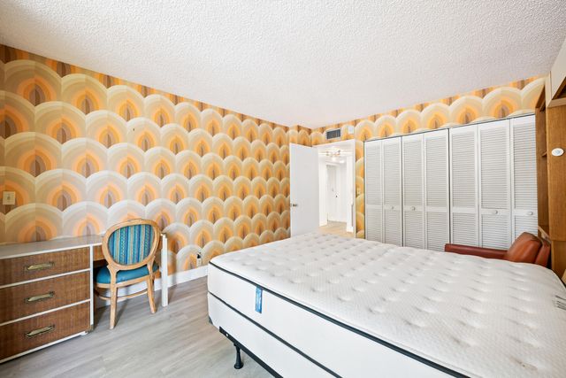 799 Jeffery Street 201, Boca Raton, FL 33487
